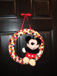 Mickey Mouse Wreath Tutorial